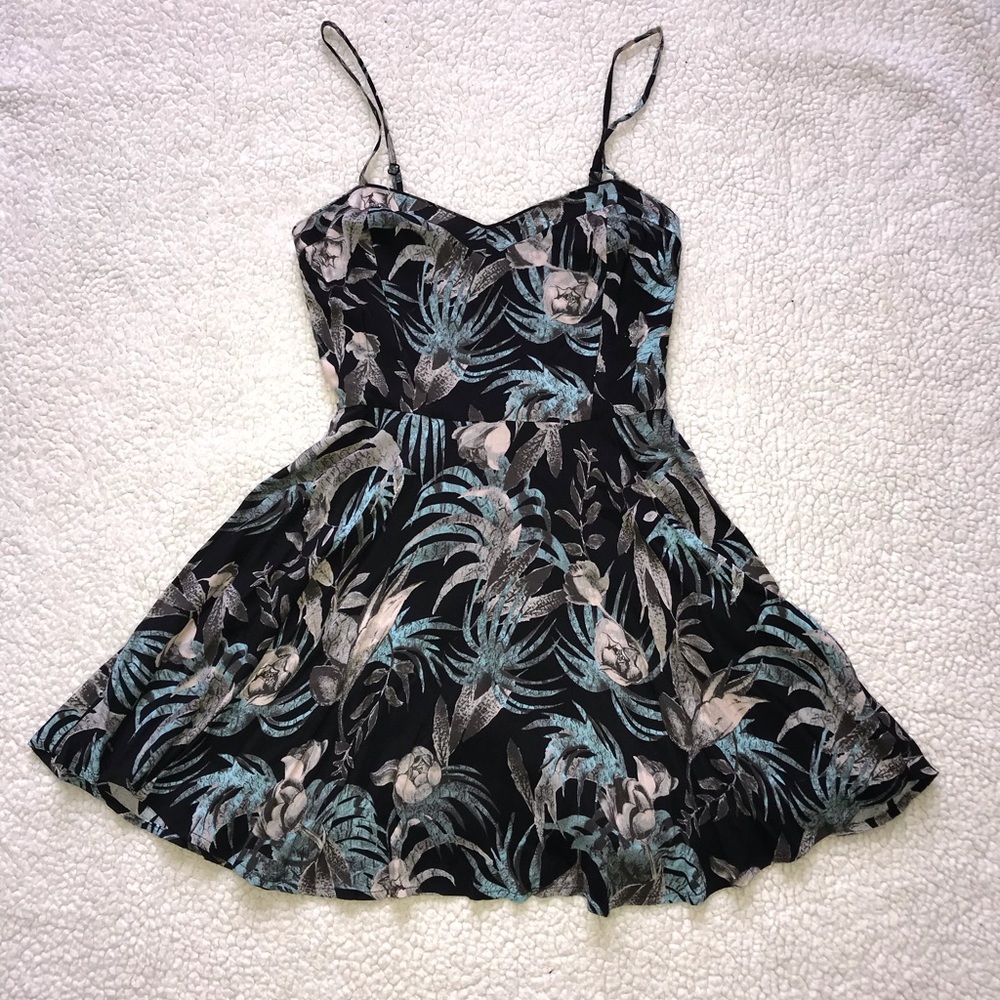 TALULA dress 💙